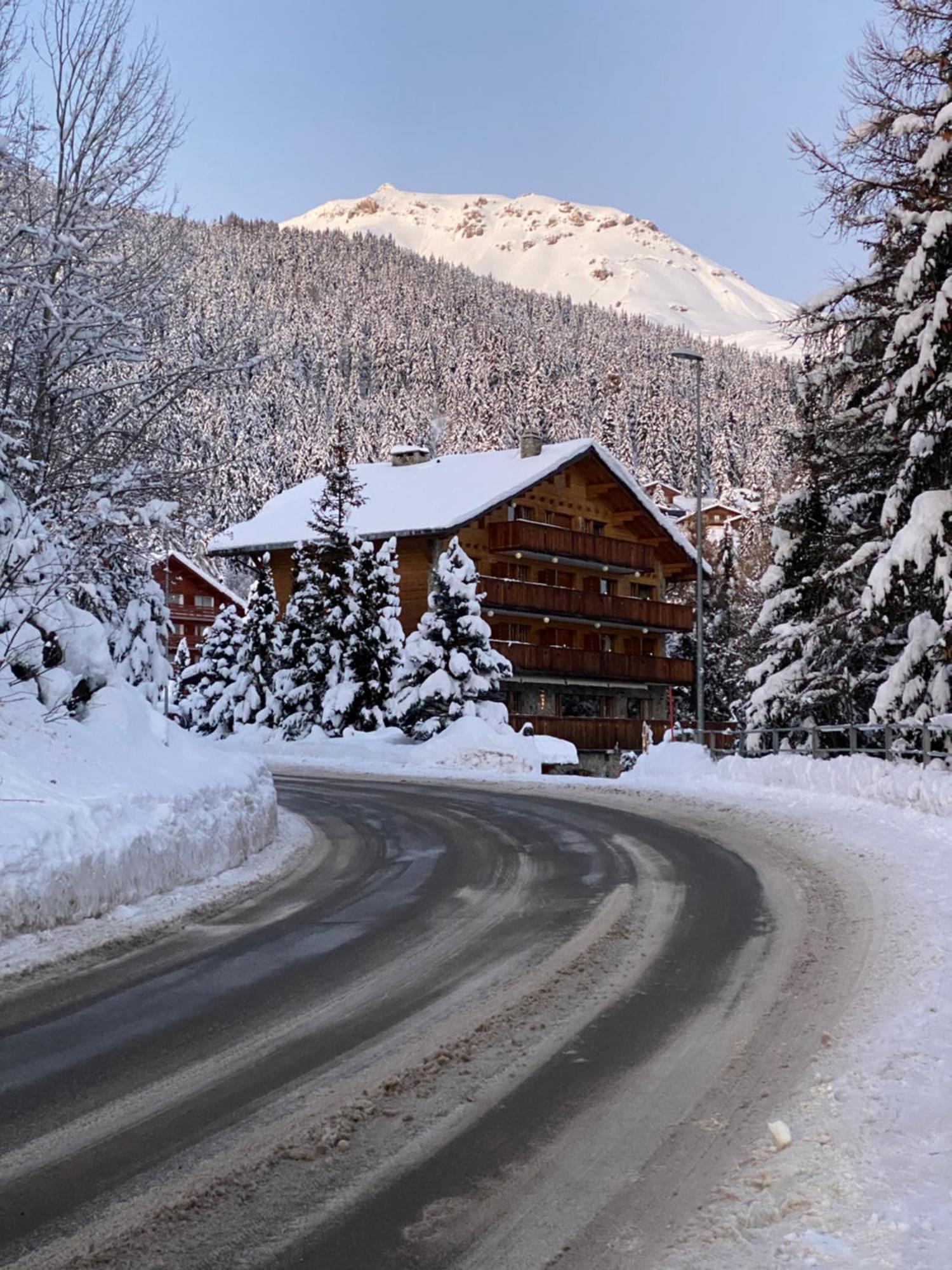 Colorado Riders Chalet Crans-Montana Exterior photo