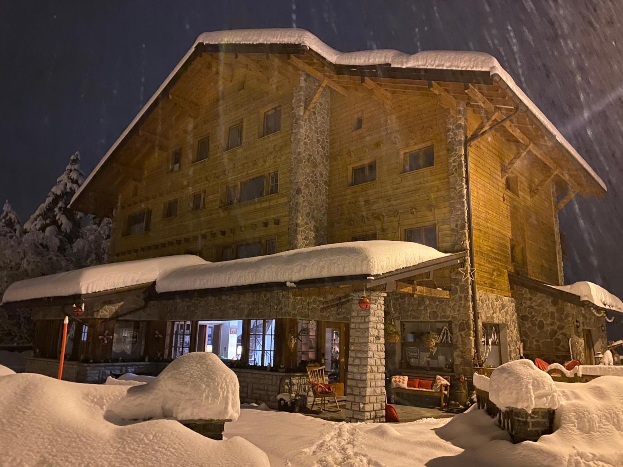 Colorado Riders Chalet Crans-Montana Exterior photo